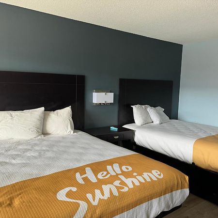 Red Carpet Inn & Suites - 댄빌 외부 사진