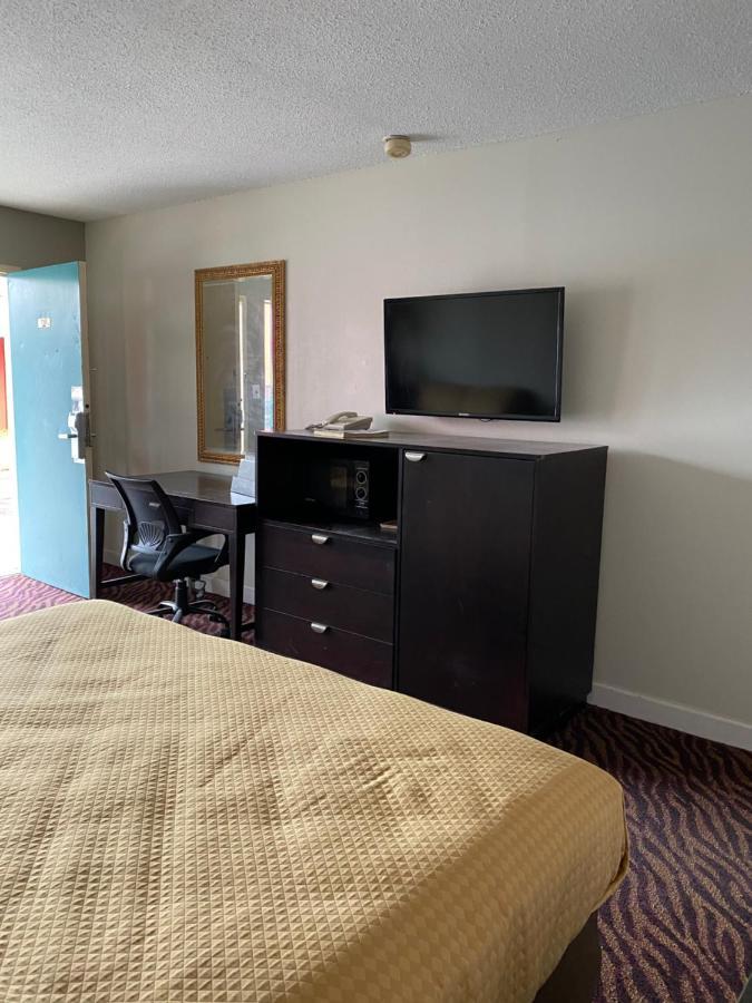 Red Carpet Inn & Suites - 댄빌 외부 사진