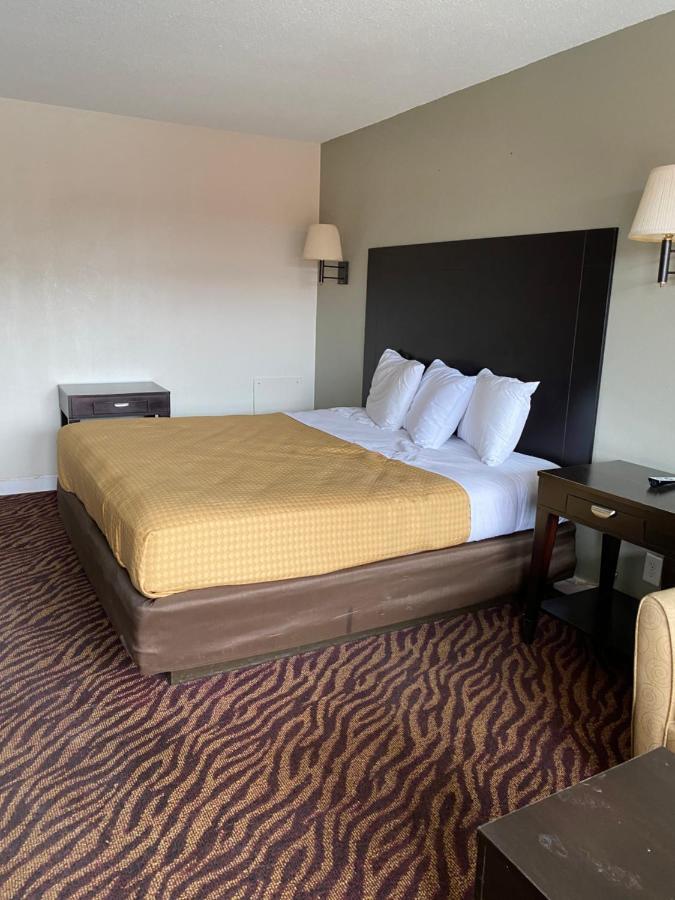 Red Carpet Inn & Suites - 댄빌 외부 사진